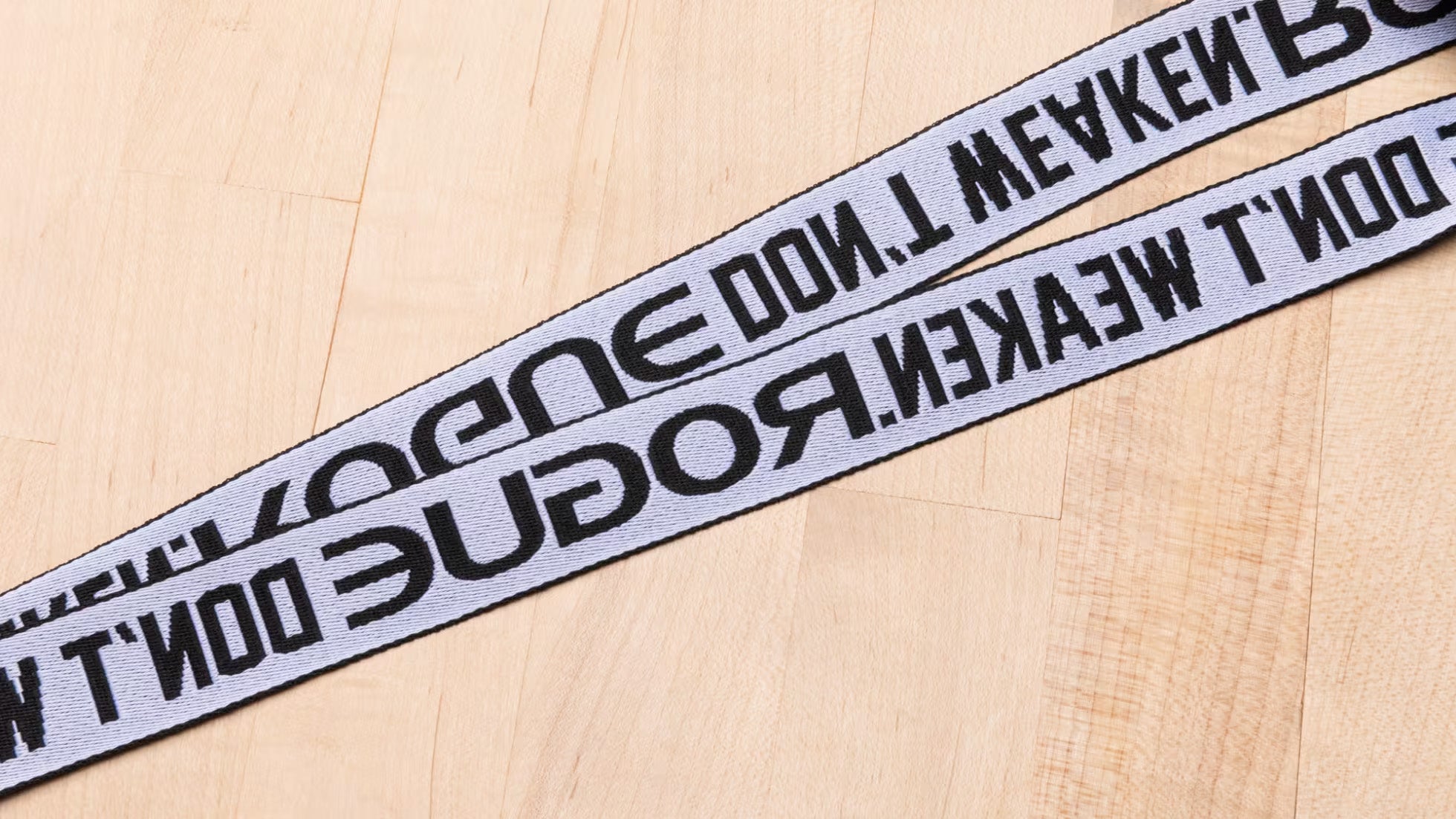 ROGUE ランヤード Don't Weaken
