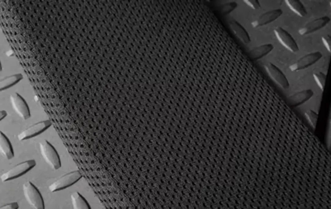 Rogue Multi Belt内側の通気性に優れたスペーサーメッシュ素材